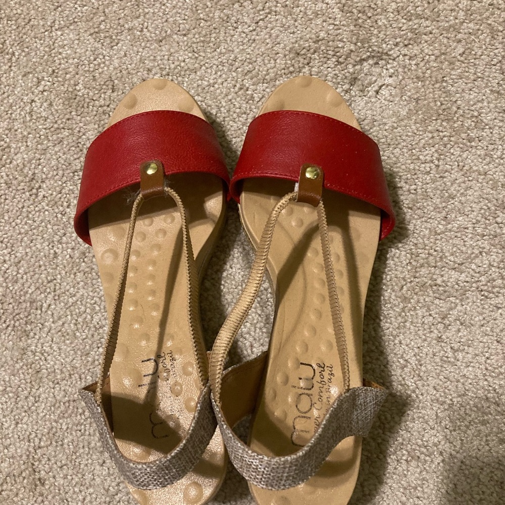 Red Brazilian Wedges